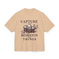 T-Shirt "Capture the Moments Not Things"