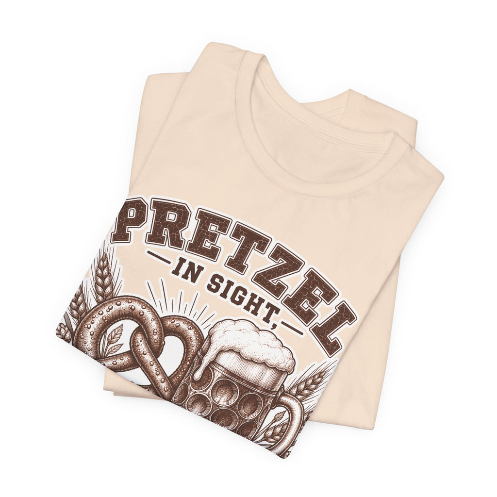 T-Shirt "Pretzel in Sight, Beer All Night"